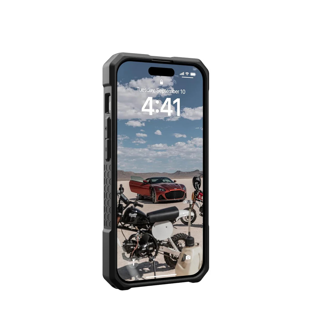 UAG iPhone 15 Pro  Monarch Pro Case - Carbon Fiber